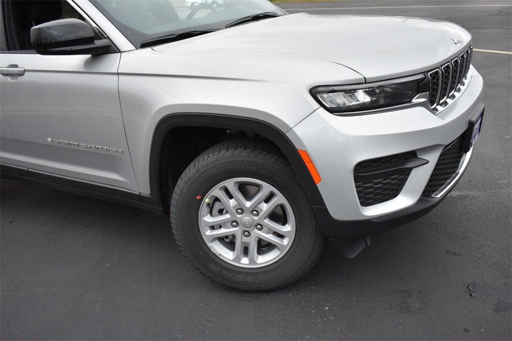 new 2025 Jeep Grand Cherokee car, priced at $37,999