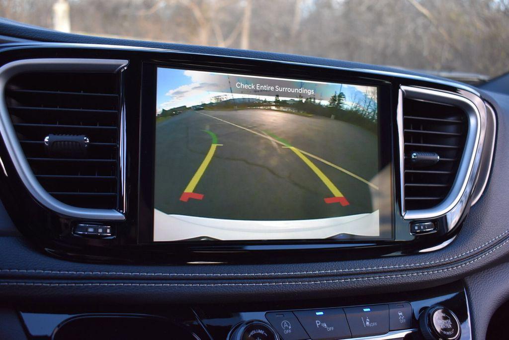 new 2026 Chrysler Pacifica car, priced at $40,992