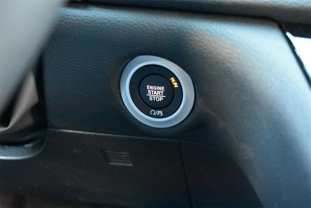 new 2026 Chrysler Pacifica car, priced at $41,192