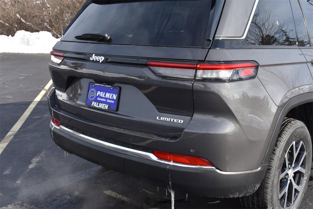 new 2025 Jeep Grand Cherokee car, priced at $42,499