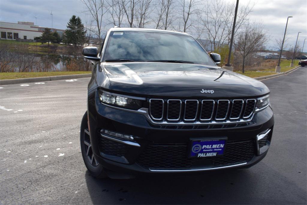 new 2025 Jeep Grand Cherokee car, priced at $42,999