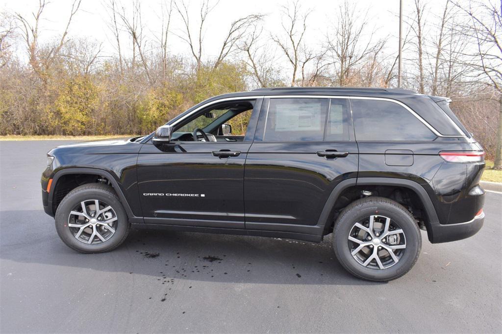 new 2025 Jeep Grand Cherokee car, priced at $42,999