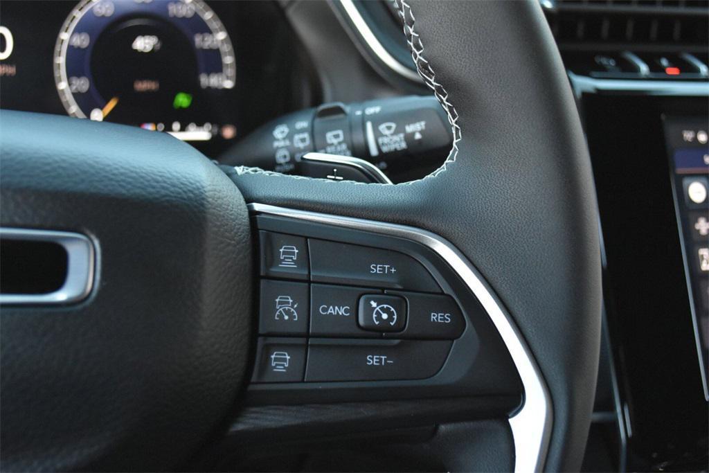 used 2024 Jeep Grand Cherokee car, priced at $30,919