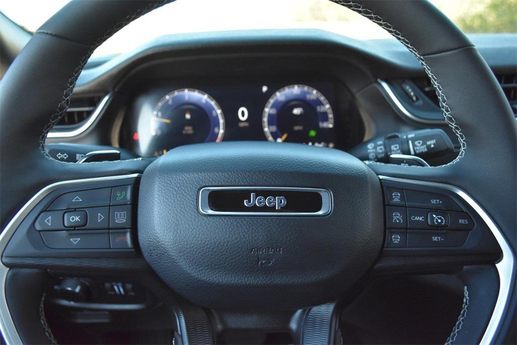 used 2024 Jeep Grand Cherokee car, priced at $30,919