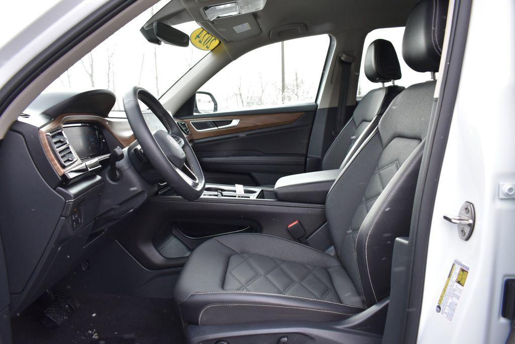 used 2024 Volkswagen Atlas car, priced at $31,224