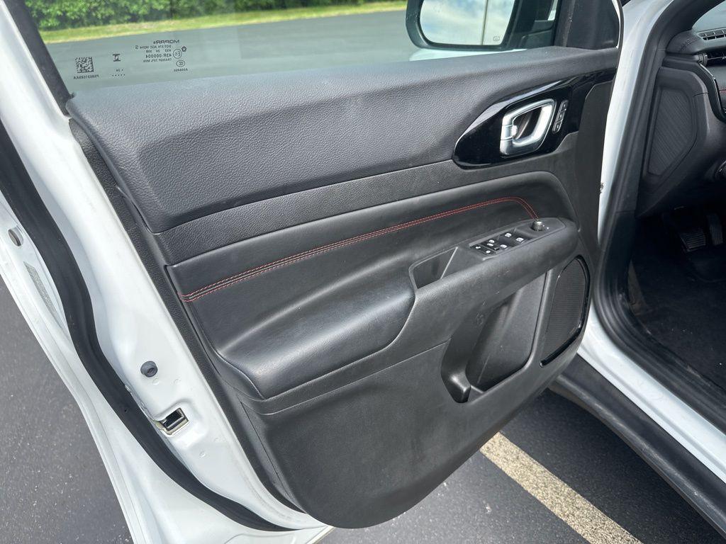 used 2024 Jeep Compass car, priced at $27,450