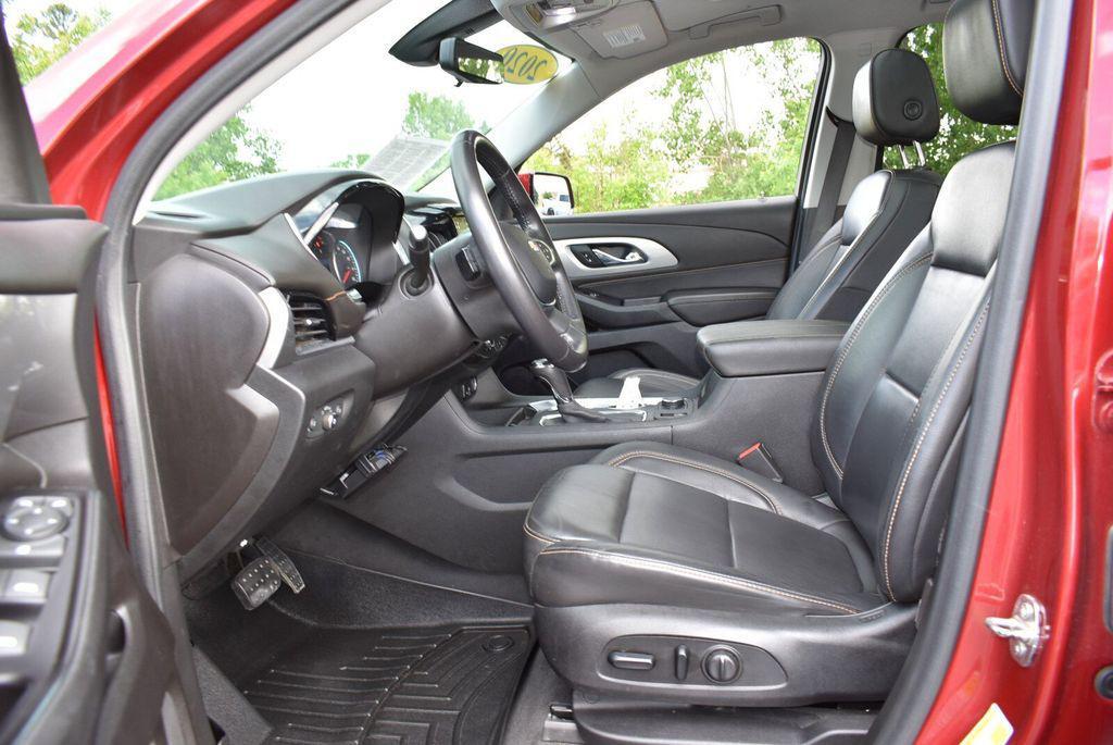 used 2020 Chevrolet Traverse car, priced at $20,323