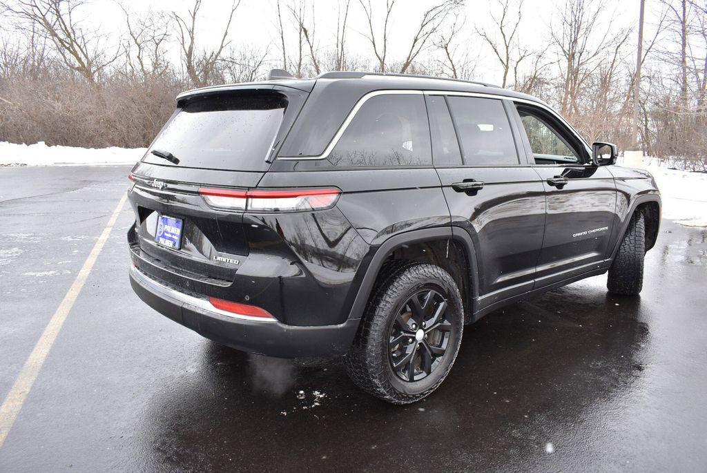 used 2023 Jeep Grand Cherokee car, priced at $25,495
