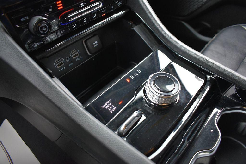 used 2023 Jeep Grand Cherokee car, priced at $25,495