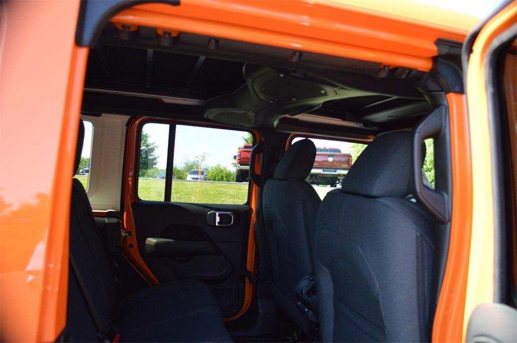 new 2025 Jeep Wrangler car, priced at $49,499