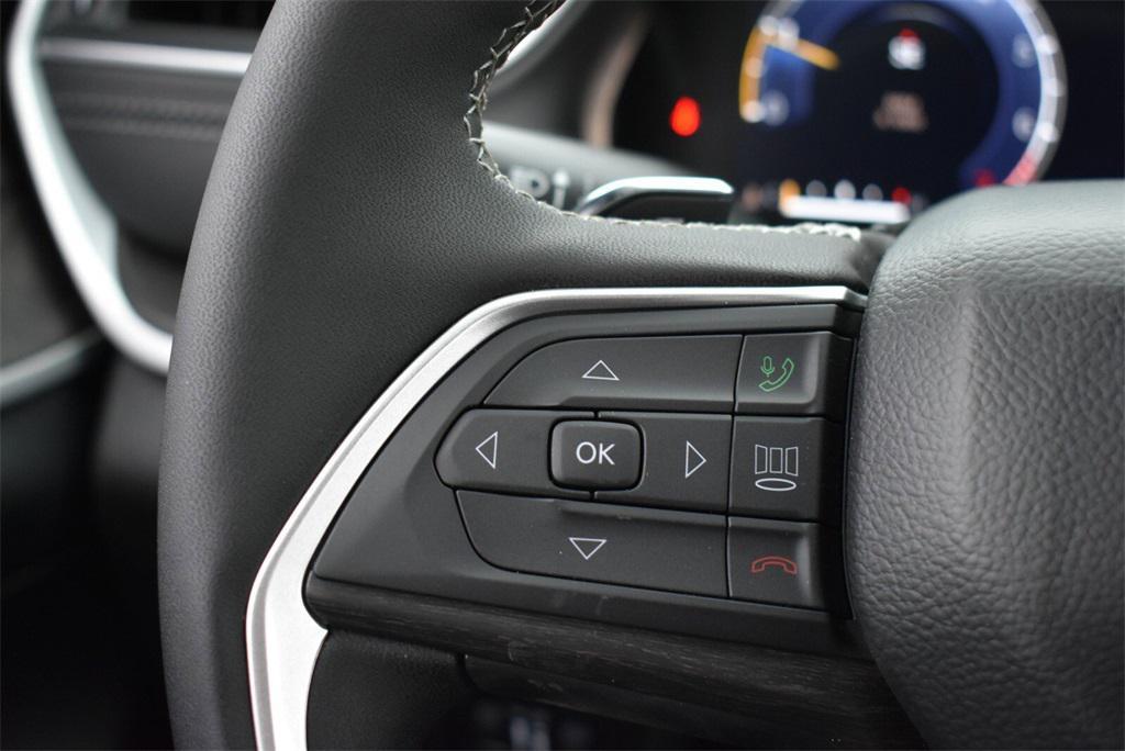 new 2025 Jeep Grand Cherokee car, priced at $44,999