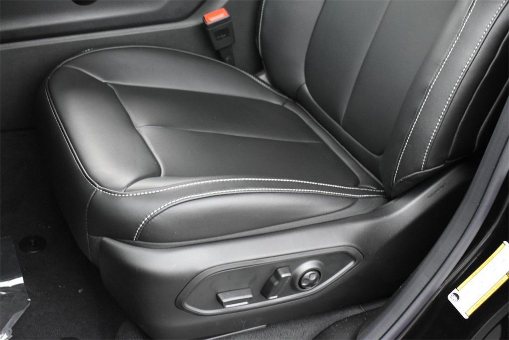 new 2025 Jeep Grand Cherokee car, priced at $44,999