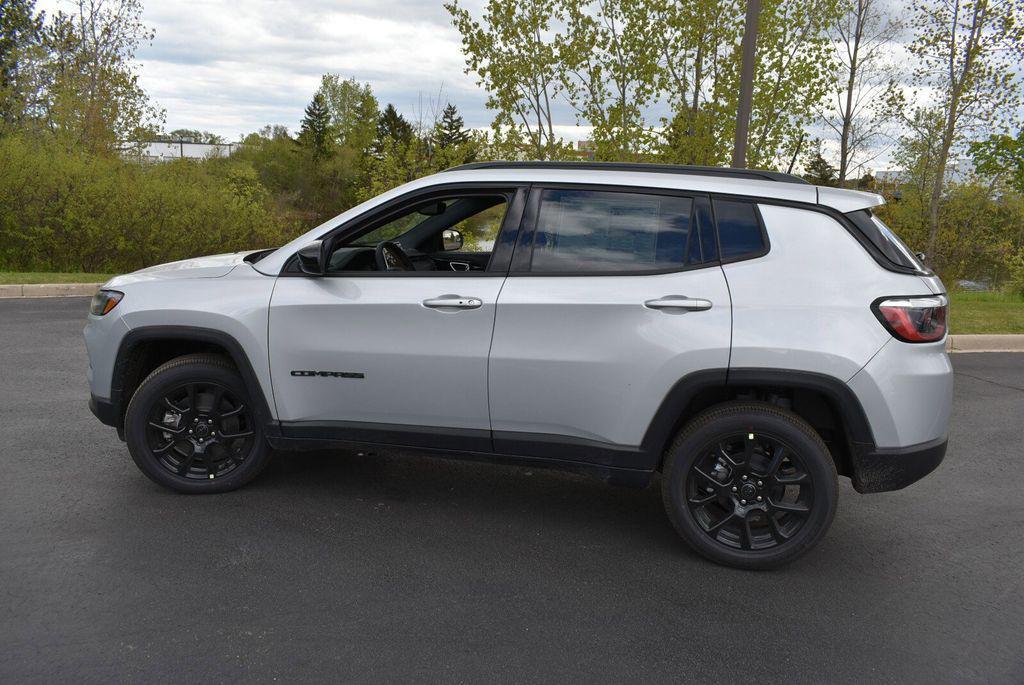 new 2026 Jeep Compass car, priced at $31,701