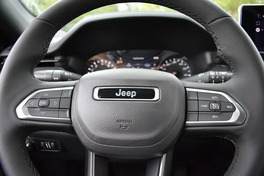 new 2026 Jeep Compass car, priced at $31,701