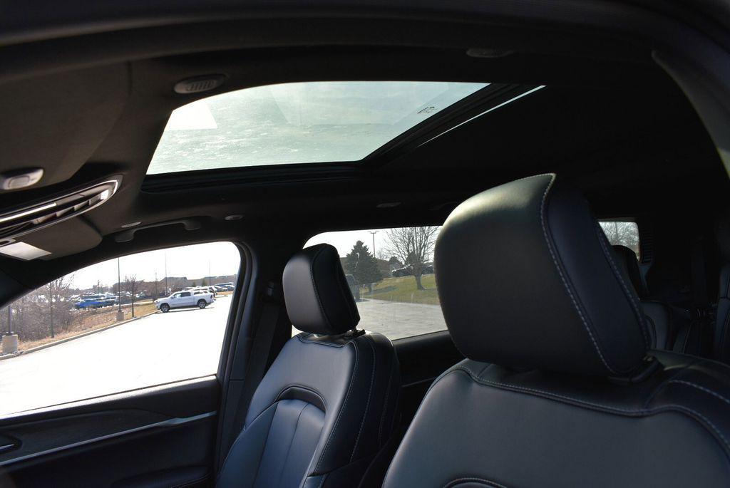 new 2026 Jeep Grand Cherokee L car, priced at $44,456