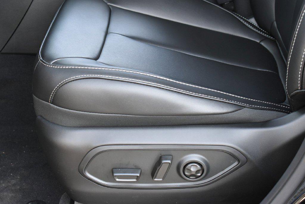 new 2026 Jeep Grand Cherokee L car, priced at $43,134