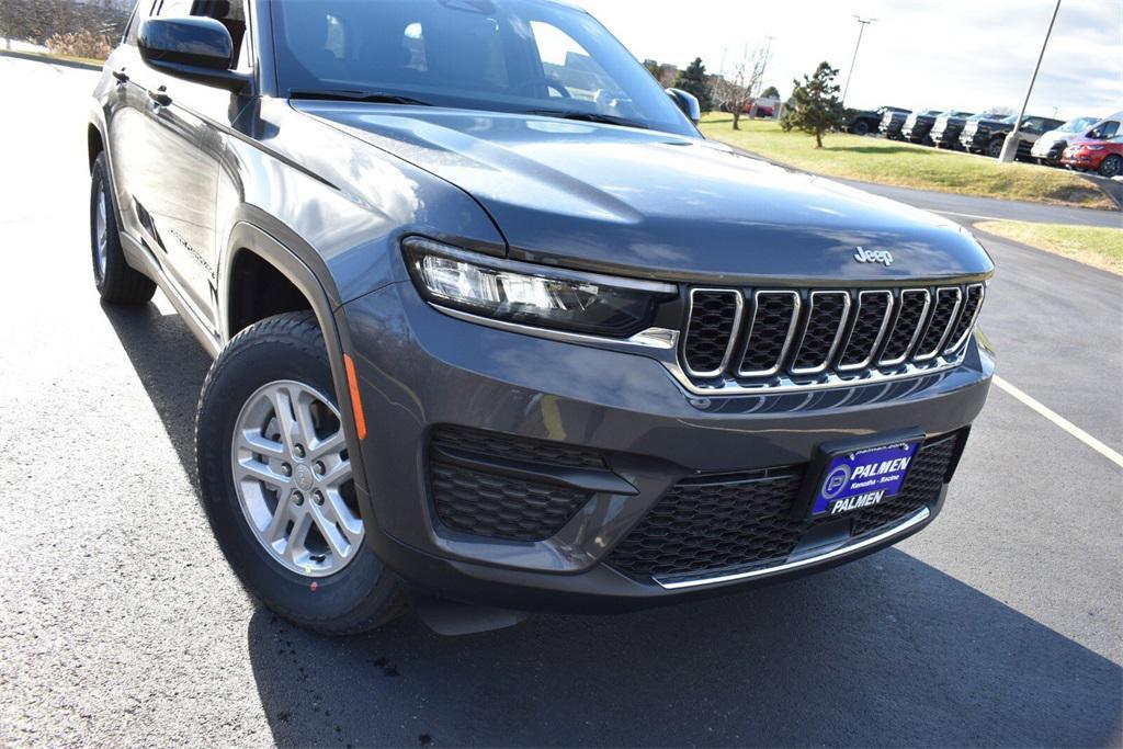 new 2025 Jeep Grand Cherokee car, priced at $37,999