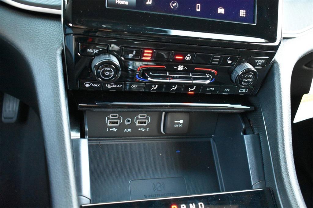 new 2025 Jeep Grand Cherokee car, priced at $37,999