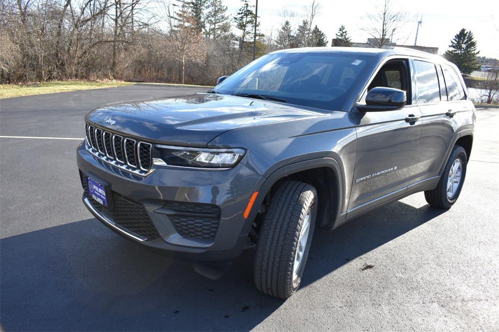 new 2025 Jeep Grand Cherokee car, priced at $37,999