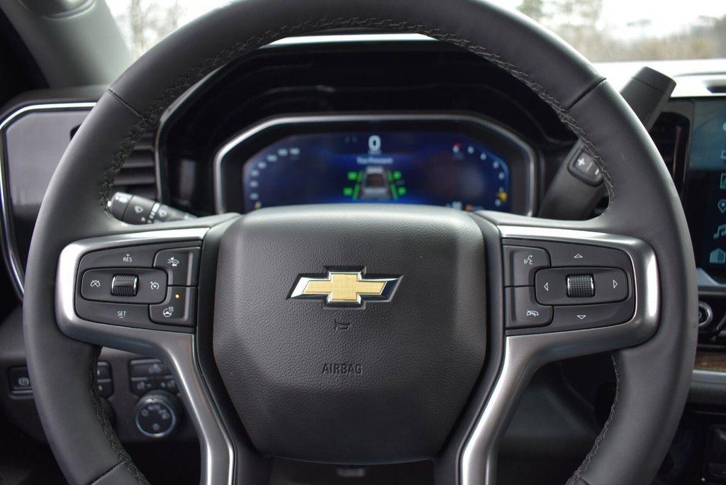 used 2024 Chevrolet Silverado 1500 car, priced at $42,995