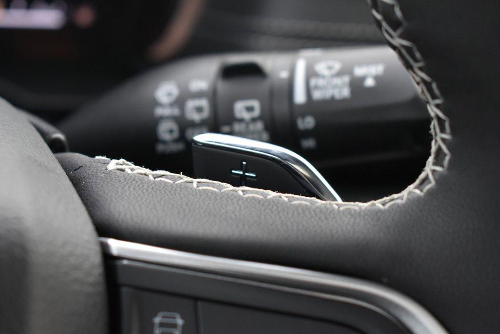 new 2025 Jeep Grand Cherokee car, priced at $41,990