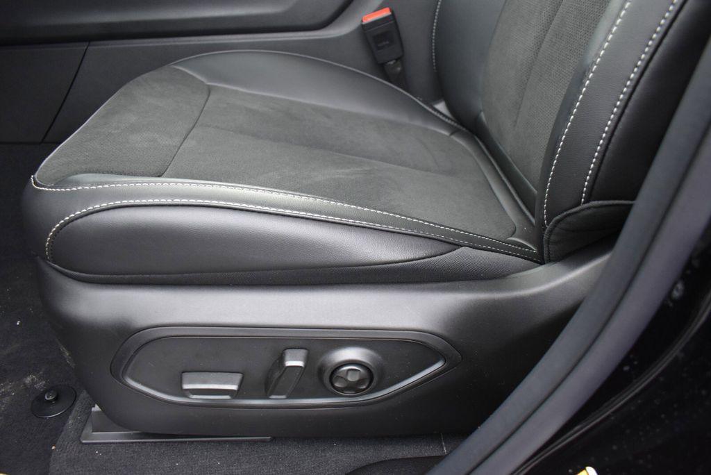 new 2025 Jeep Grand Cherokee car, priced at $41,990