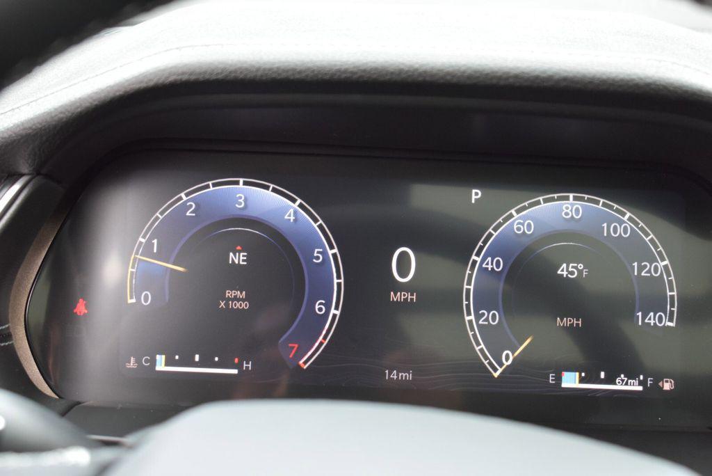 new 2025 Jeep Grand Cherokee car, priced at $43,990