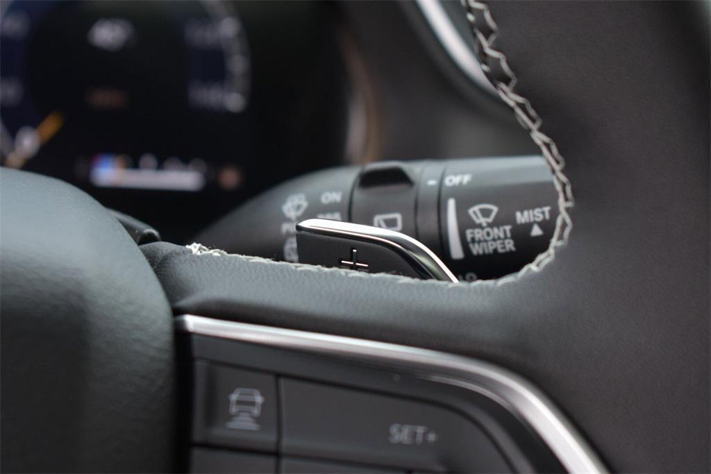 new 2025 Jeep Grand Cherokee car, priced at $45,999