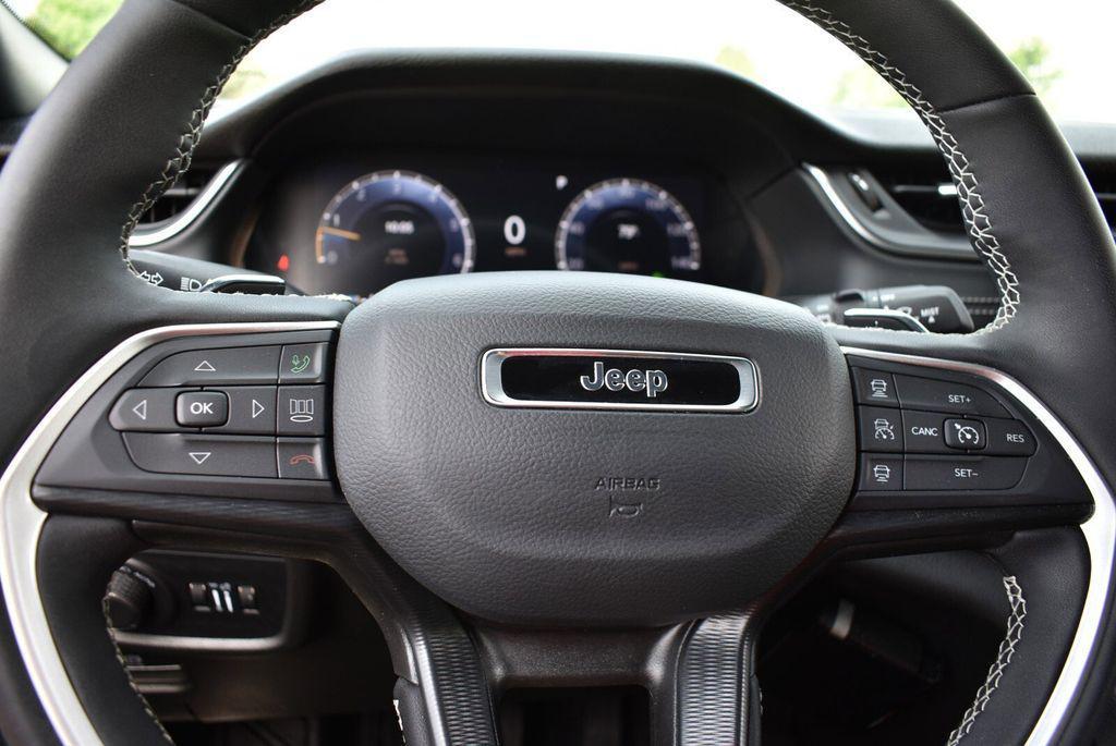 used 2025 Jeep Grand Cherokee L car, priced at $37,020