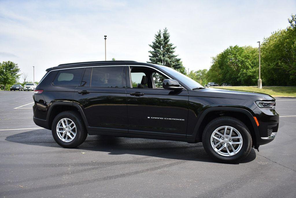 used 2025 Jeep Grand Cherokee L car, priced at $37,020