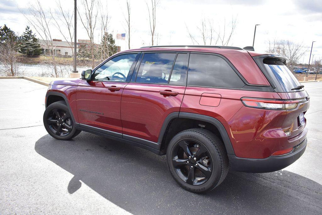 used 2024 Jeep Grand Cherokee car, priced at $36,830