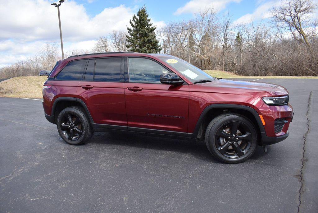 used 2024 Jeep Grand Cherokee car, priced at $36,830