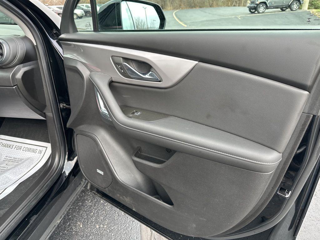 used 2024 Chevrolet Blazer car, priced at $30,990