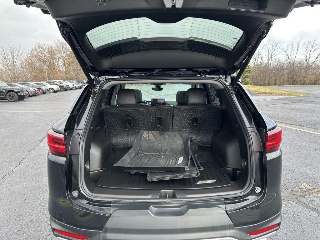 used 2024 Chevrolet Blazer car, priced at $30,990