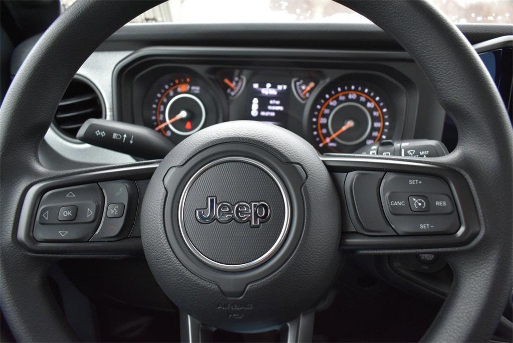 new 2026 Jeep Wrangler car, priced at $41,326