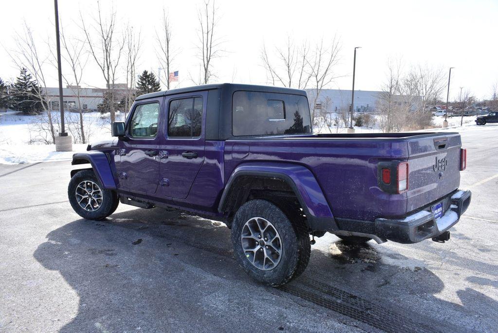 new 2026 Jeep Gladiator car, priced at $49,125