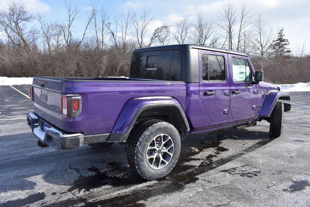 new 2026 Jeep Gladiator car, priced at $49,125