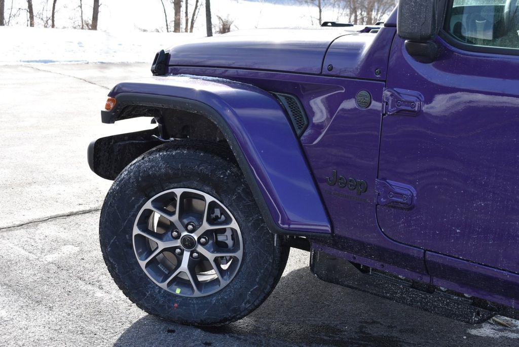 new 2026 Jeep Gladiator car, priced at $49,125