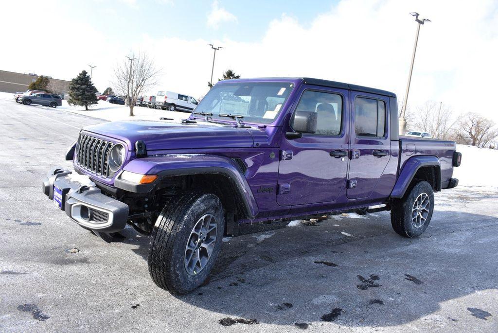new 2026 Jeep Gladiator car, priced at $49,125