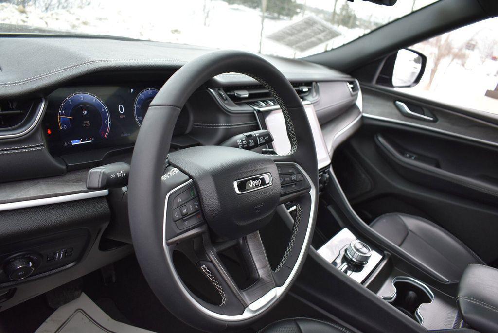 used 2024 Jeep Grand Cherokee L car, priced at $37,471