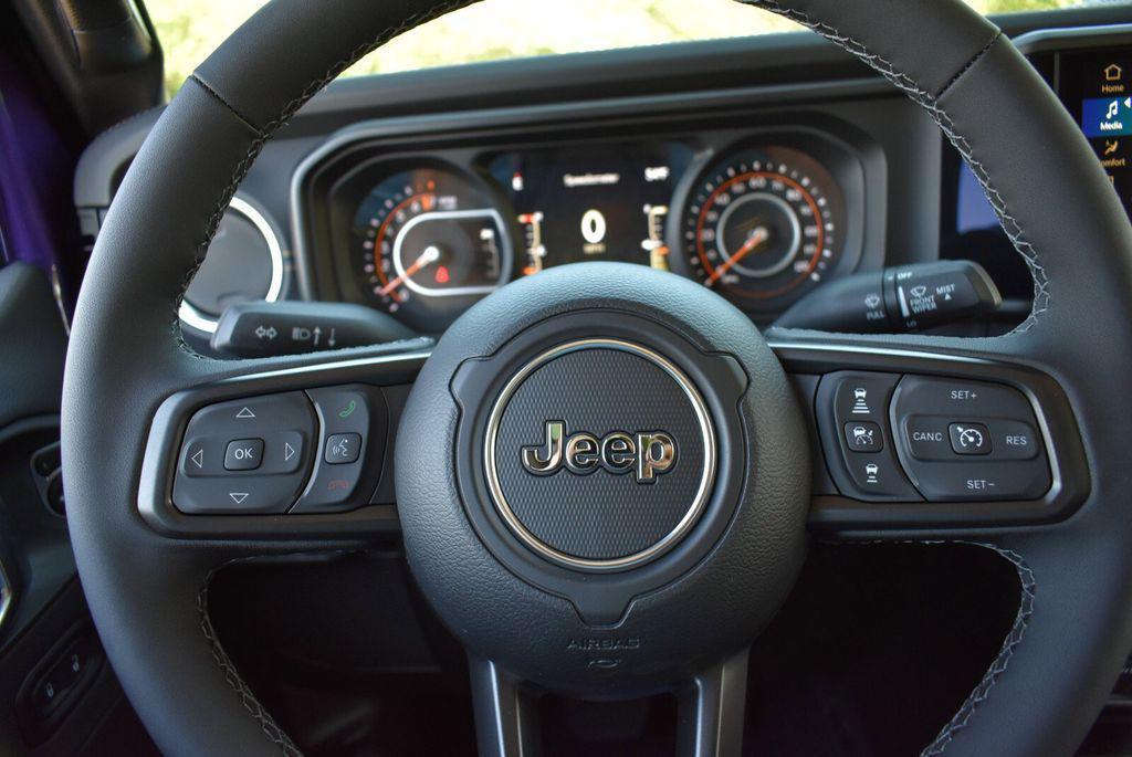 new 2026 Jeep Gladiator car, priced at $48,362