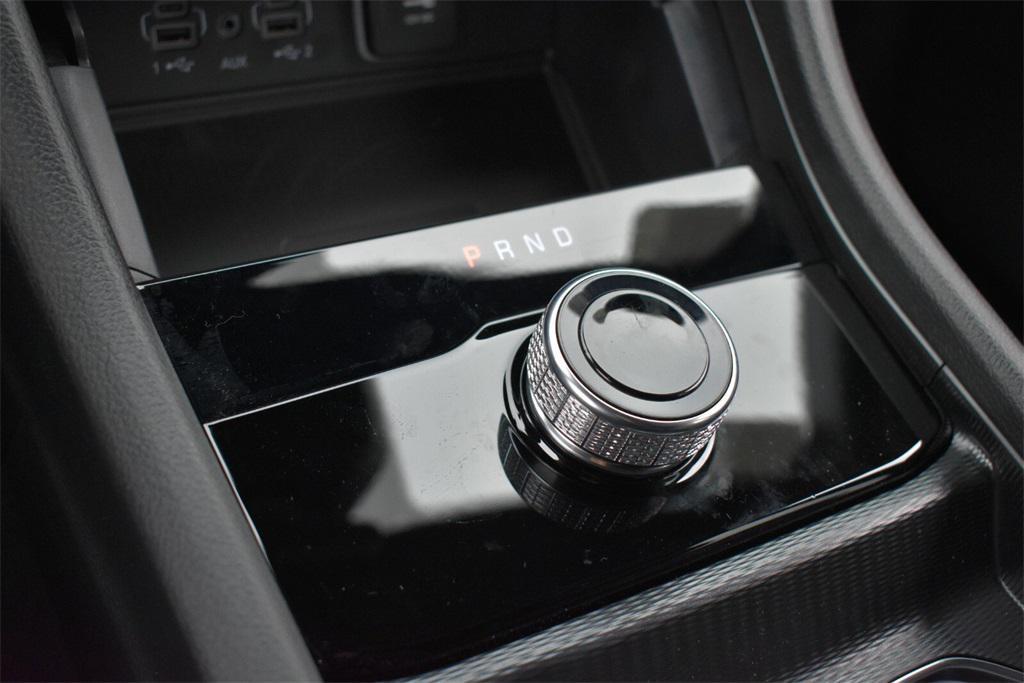 new 2025 Jeep Grand Cherokee L car, priced at $42,999