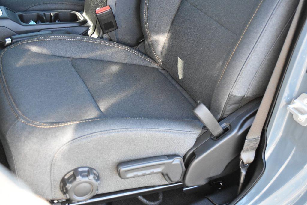 new 2026 Jeep Wrangler car, priced at $51,572