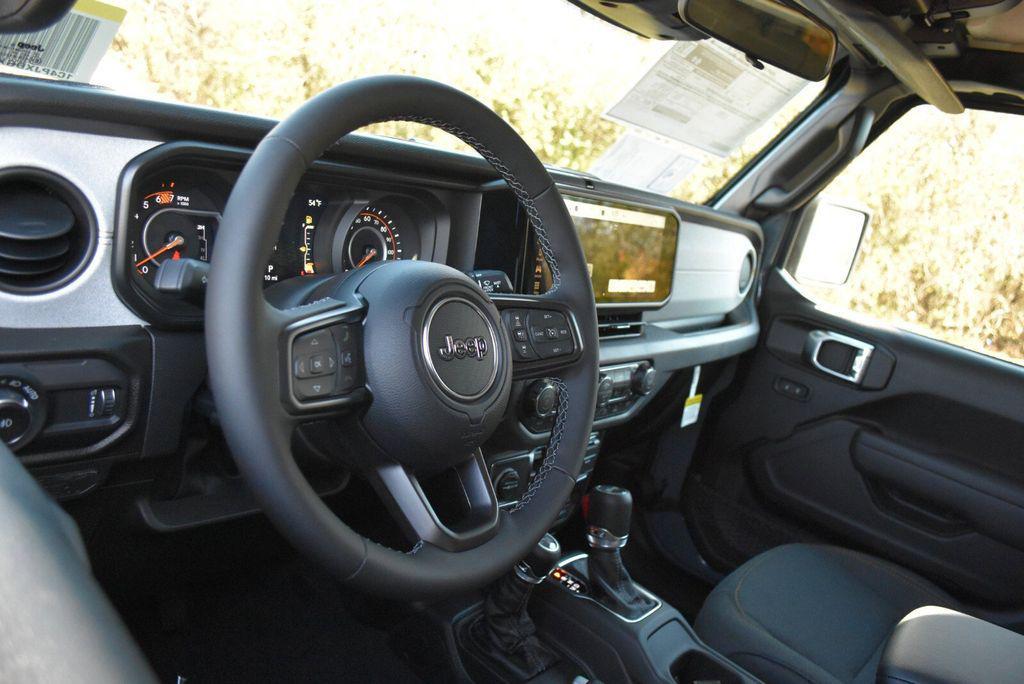 new 2026 Jeep Wrangler car, priced at $51,572