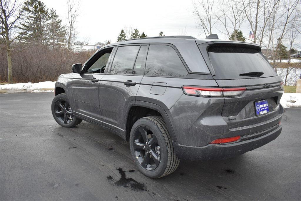 new 2025 Jeep Grand Cherokee car, priced at $42,999