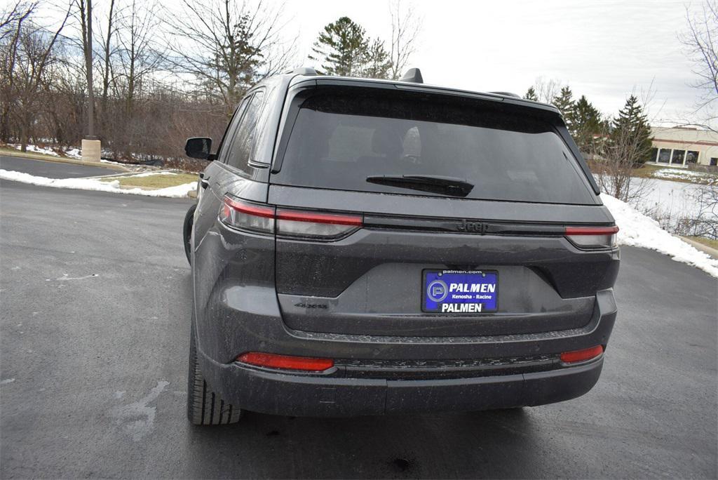 new 2025 Jeep Grand Cherokee car, priced at $42,999