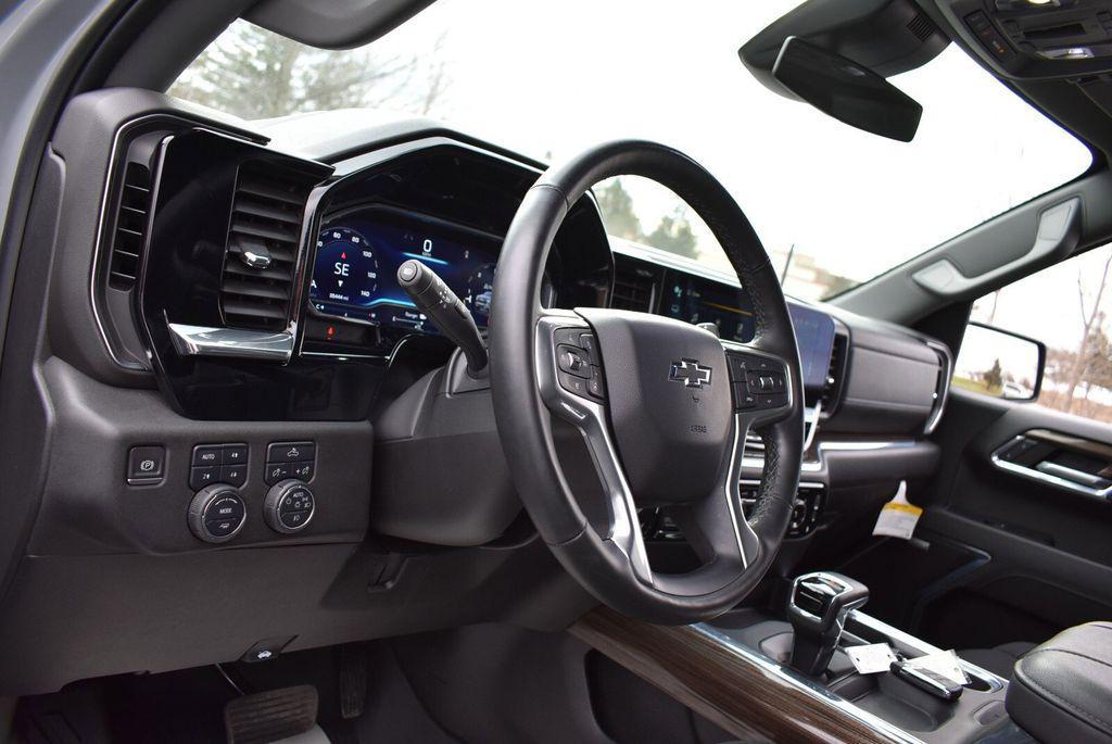 used 2024 Chevrolet Silverado 1500 car, priced at $43,471