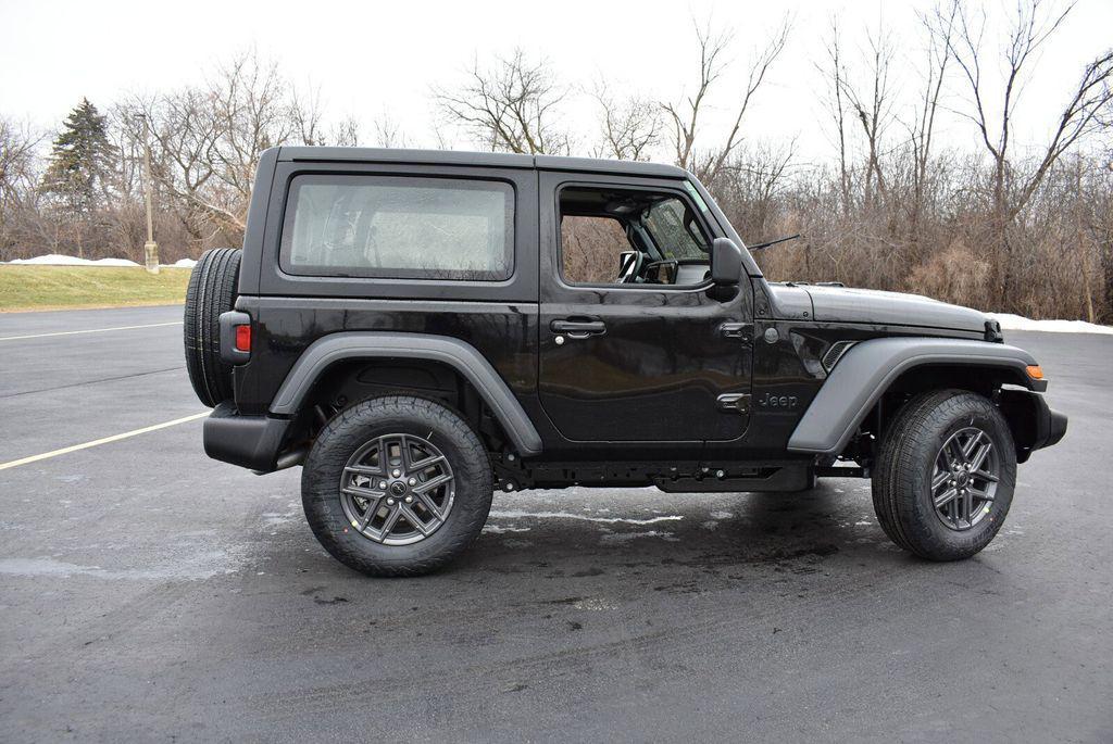new 2026 Jeep Wrangler car, priced at $40,319