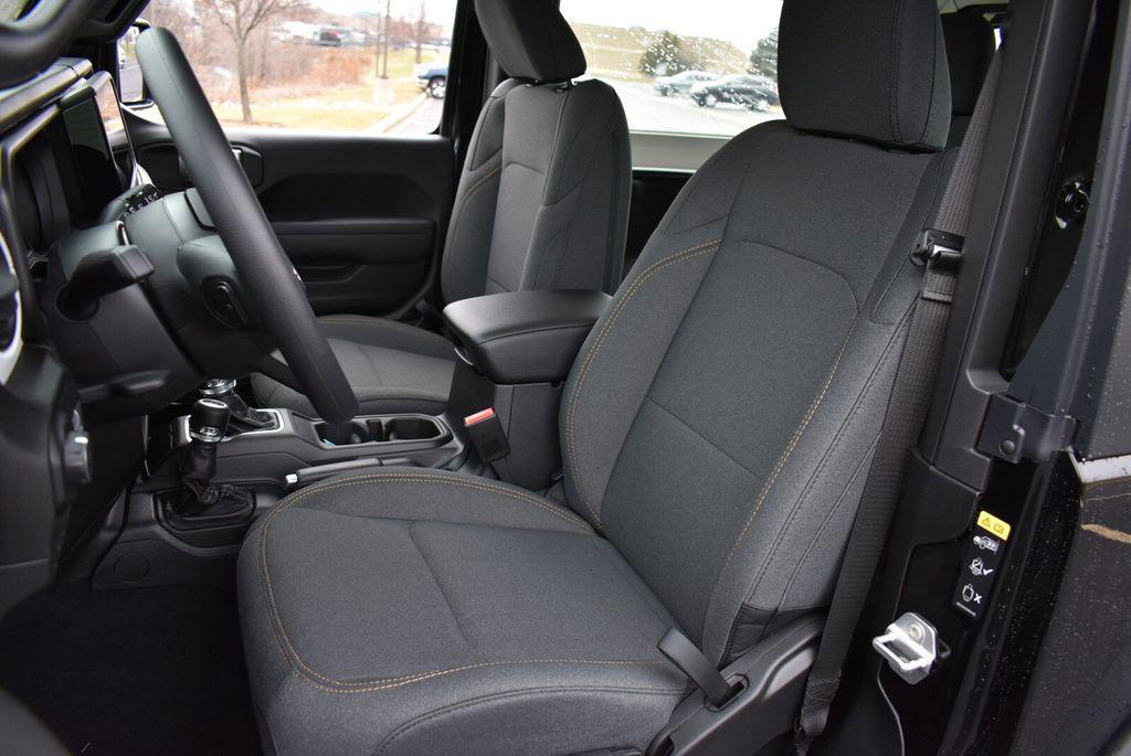 new 2026 Jeep Wrangler car, priced at $40,319