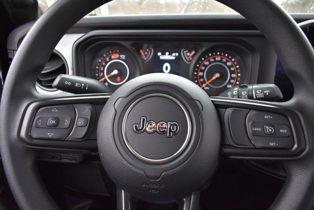 new 2026 Jeep Wrangler car, priced at $40,319